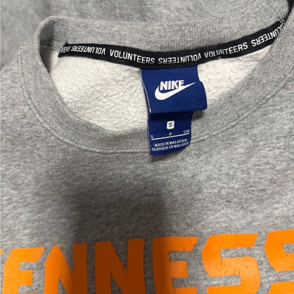 Nike TN pullover - Picture 2 of 2